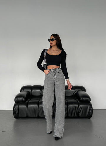 Wide-Leg Grey Snow Wash Jean