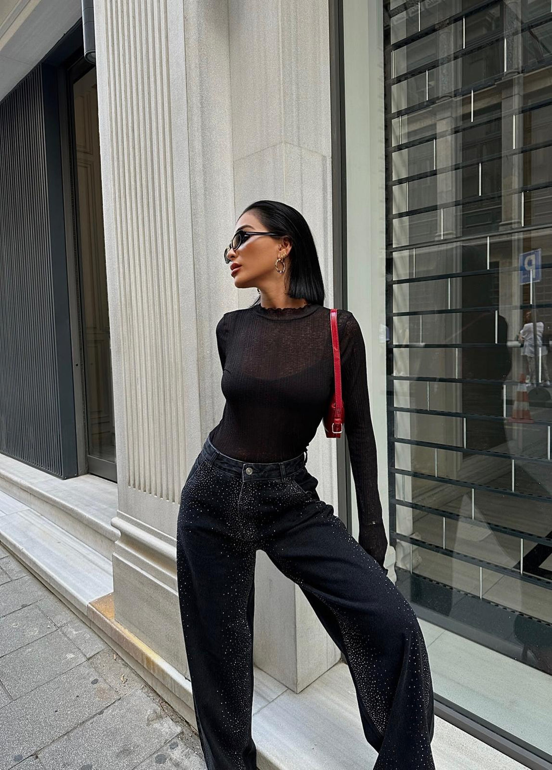 Taş Detaylı Skater Denim Pantolon